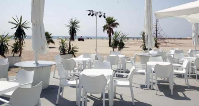 Apart Port Arenal Con Terraza Y Piscina 부리아나 외부 사진