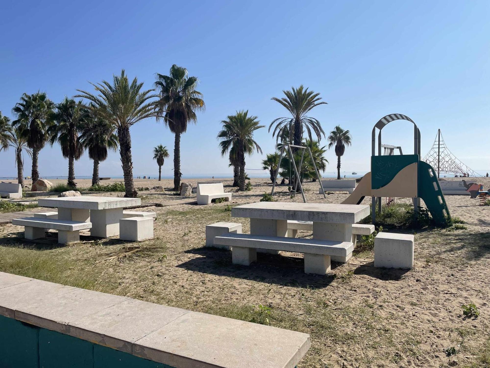 Apart Port Arenal Con Terraza Y Piscina 부리아나 외부 사진
