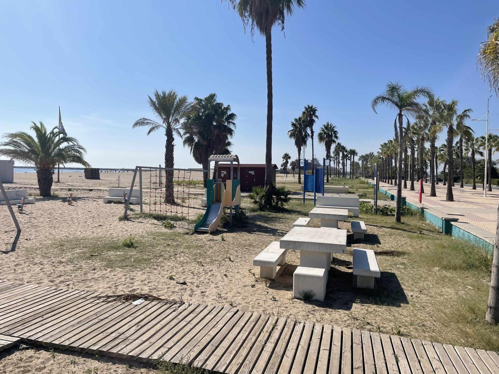 Apart Port Arenal Con Terraza Y Piscina 부리아나 외부 사진